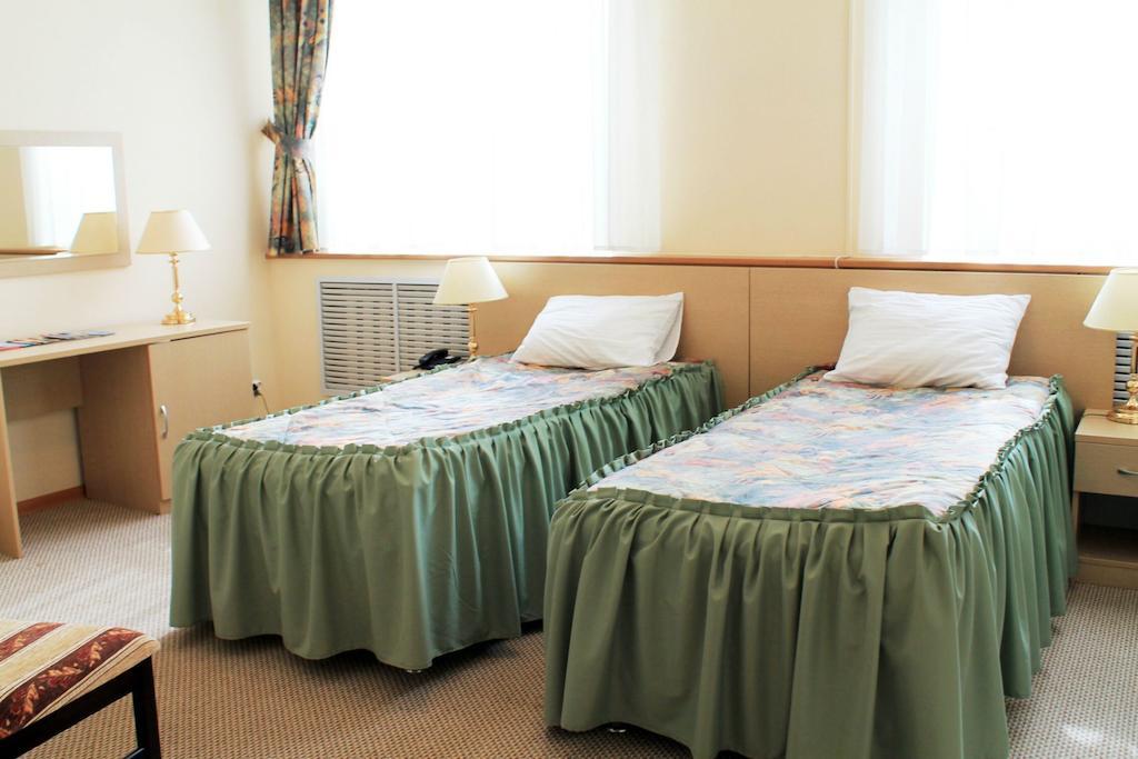 Hotel Belon Land Astaná Habitación foto