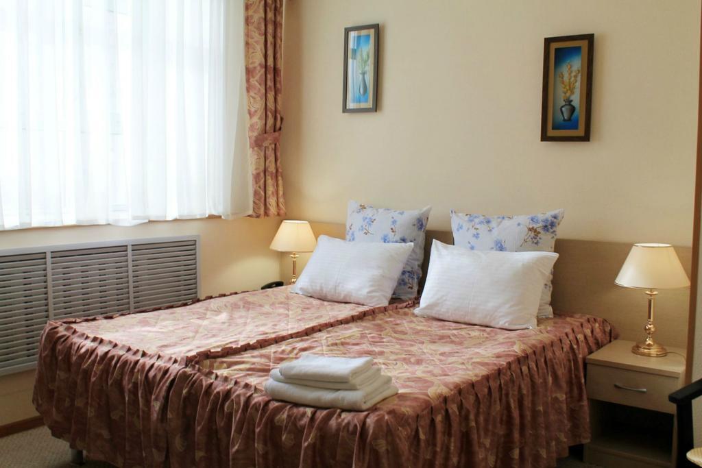 Hotel Belon Land Astaná Habitación foto